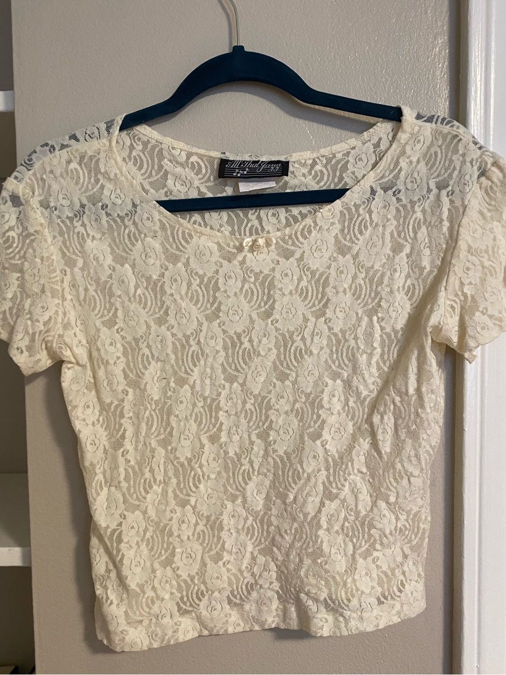 Vintage Cream Lace Short Sleeve Scoop Neck Top
